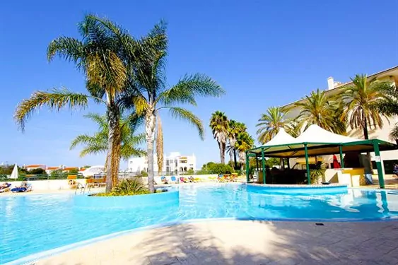 Schönes Hotel an der Algarve mit Teenagern
