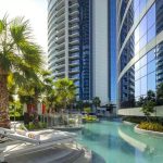 Familienurlaub Dubai: Das Paramount Hotel Dubai met Teenagern paramount hotel
